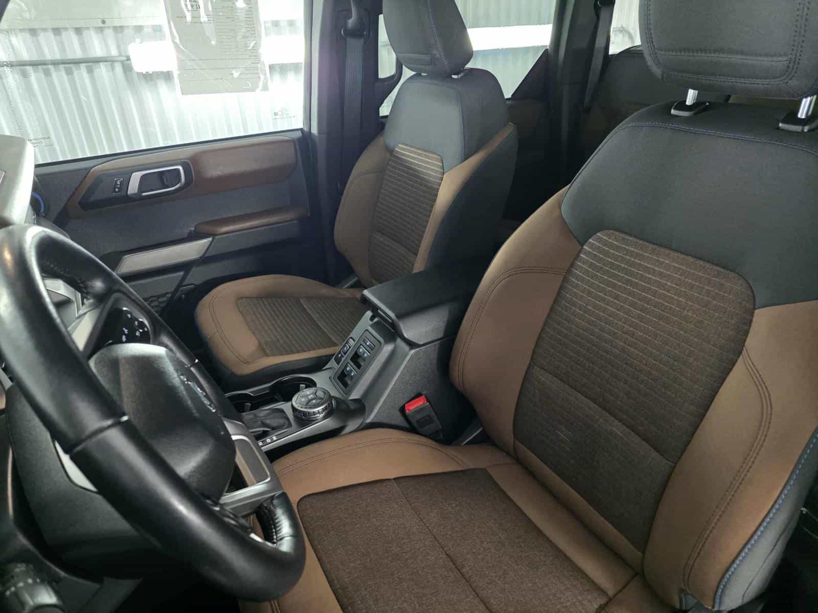 2023 Ford Bronco Base/Big Bend/Blac Outer Banks - Image 9