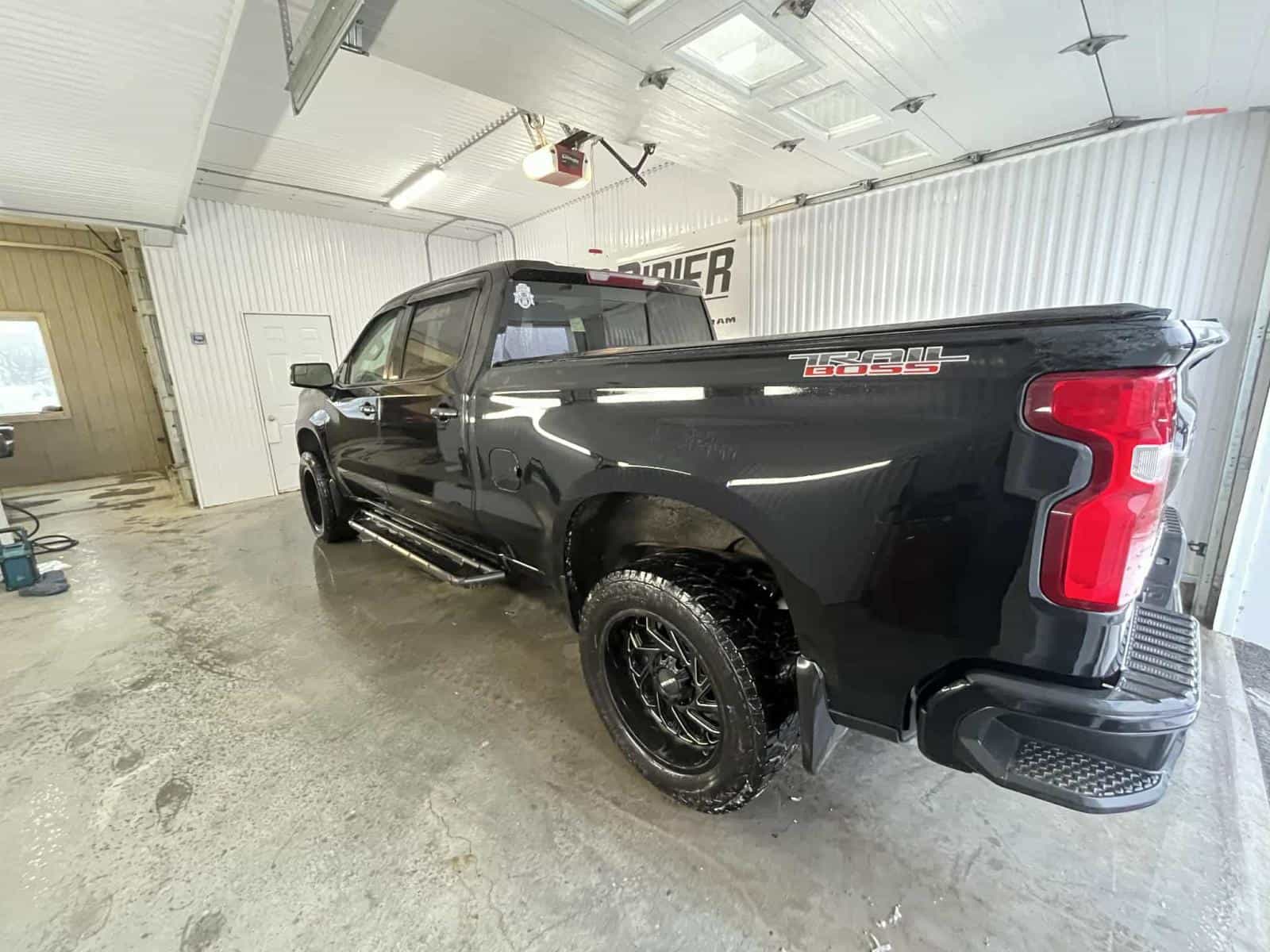 2021 Chevrolet Silverado LT Trail Boss - Image 6