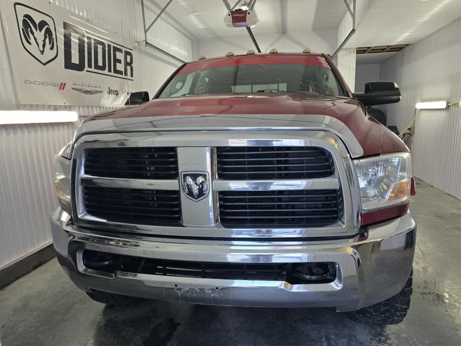 2010 Dodge Ram 2500 SLT - Image 2
