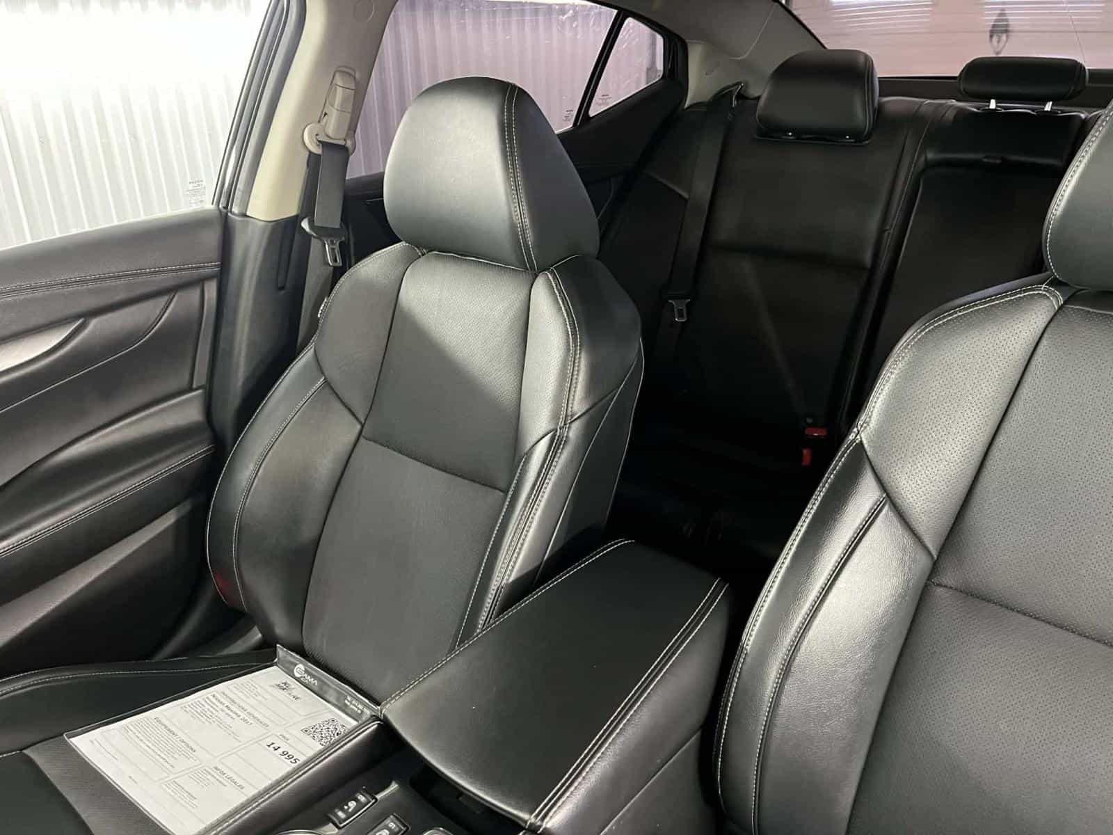 2017 Nissan Maxima Platinum - Image 10