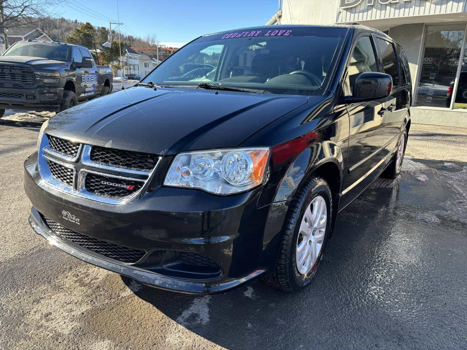 2014 Dodge Grand Caravan SXT - Image 1