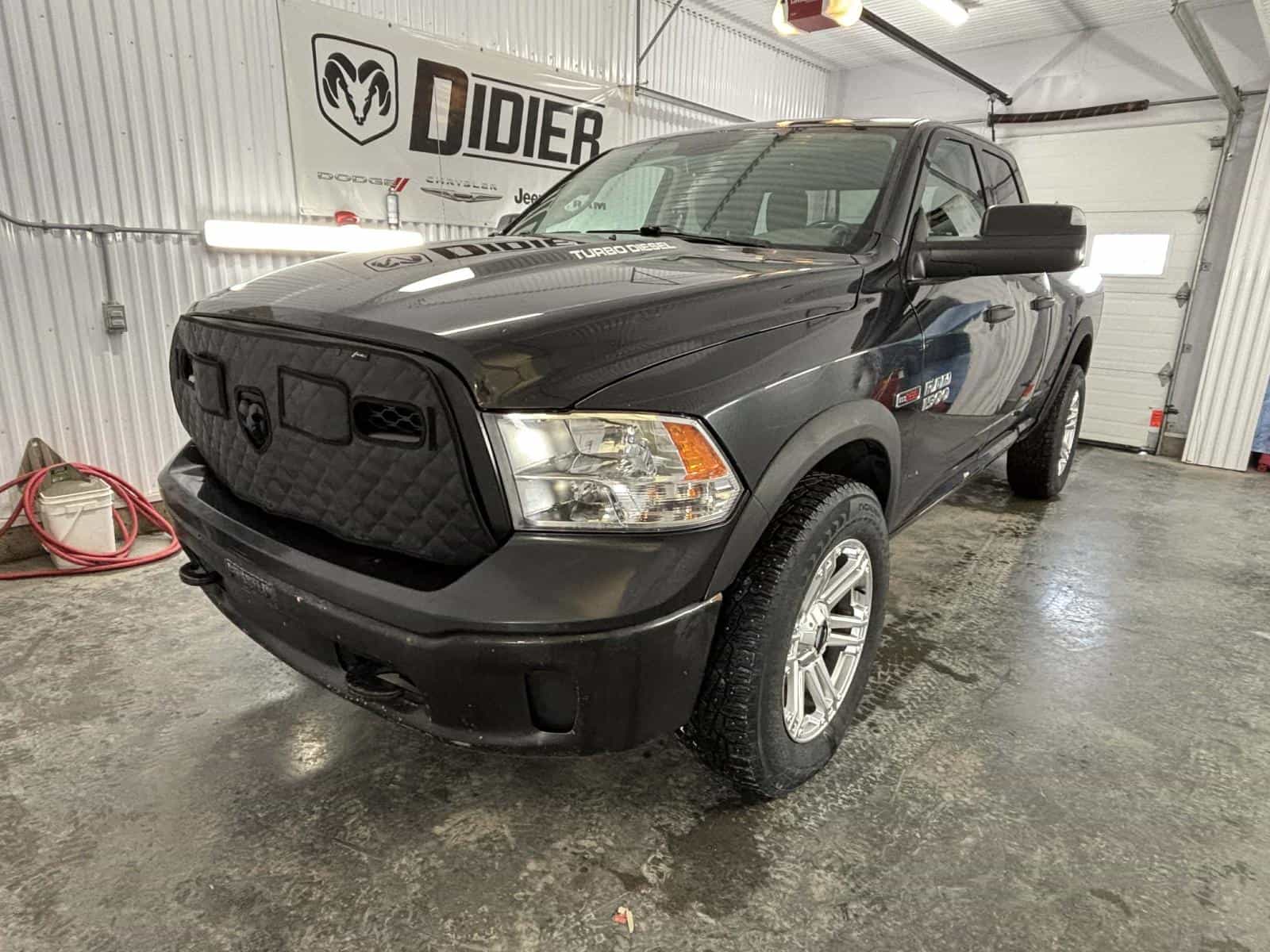 2015 RAM 1500 SLT - Image 1